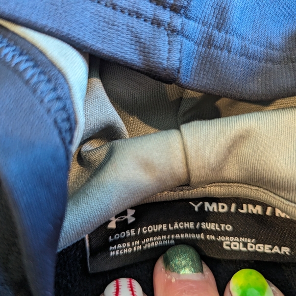 Like new Under Armour hoodie with camo - Picture 3 of 3